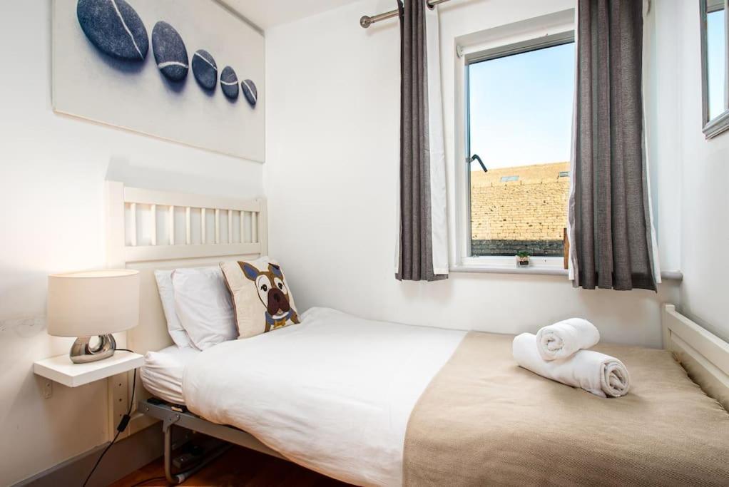 Blueberry Cottage - Lower Mill Estate Somerford Keynes Екстериор снимка