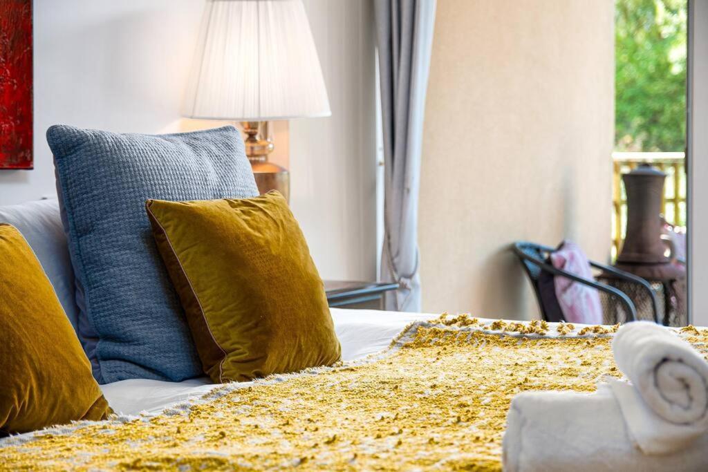 Blueberry Cottage - Lower Mill Estate Somerford Keynes Екстериор снимка