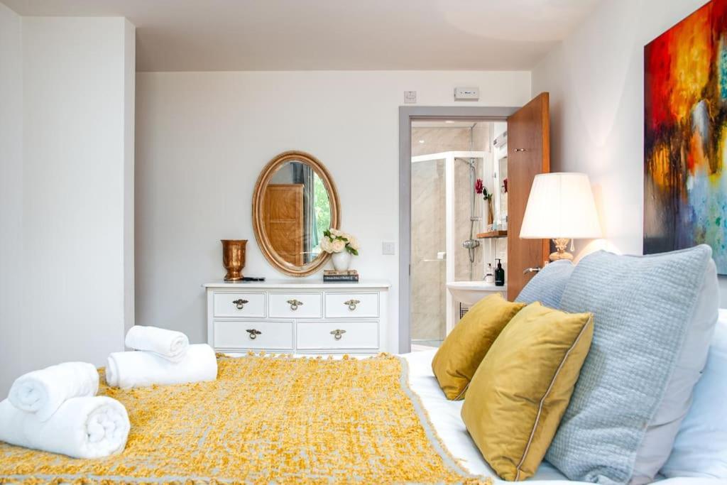 Blueberry Cottage - Lower Mill Estate Somerford Keynes Екстериор снимка