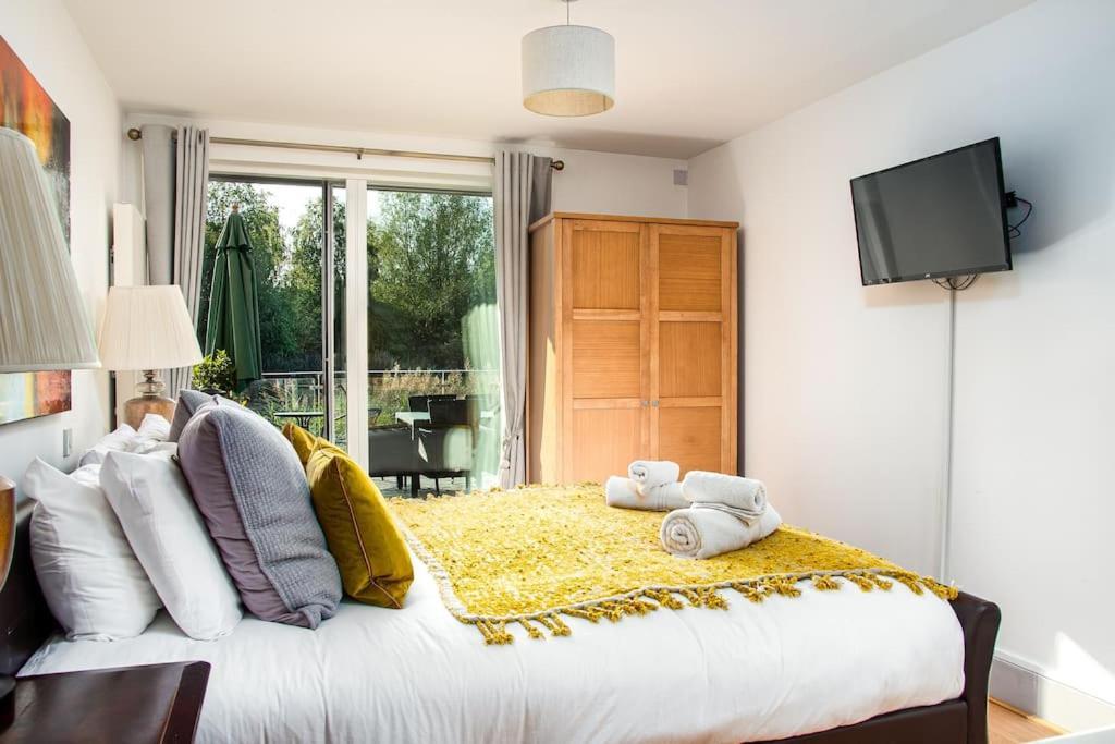 Blueberry Cottage - Lower Mill Estate Somerford Keynes Екстериор снимка