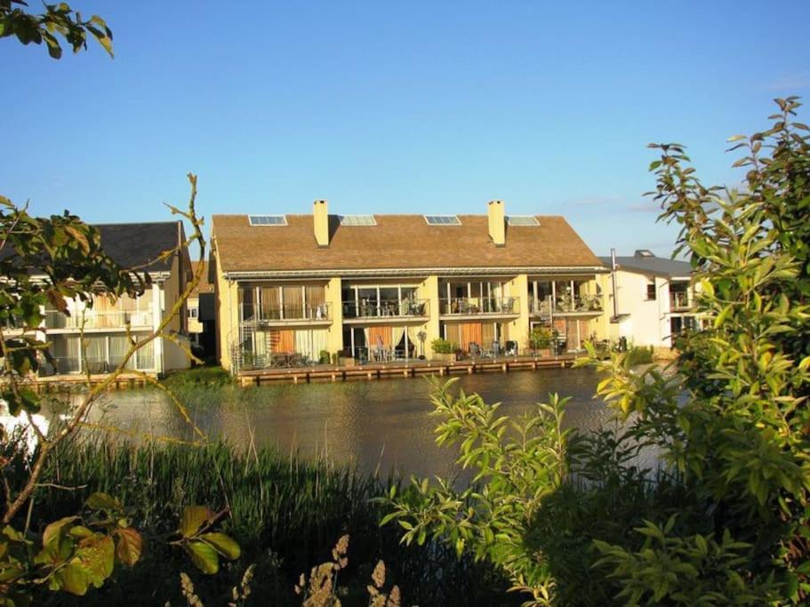 Blueberry Cottage - Lower Mill Estate Somerford Keynes Екстериор снимка