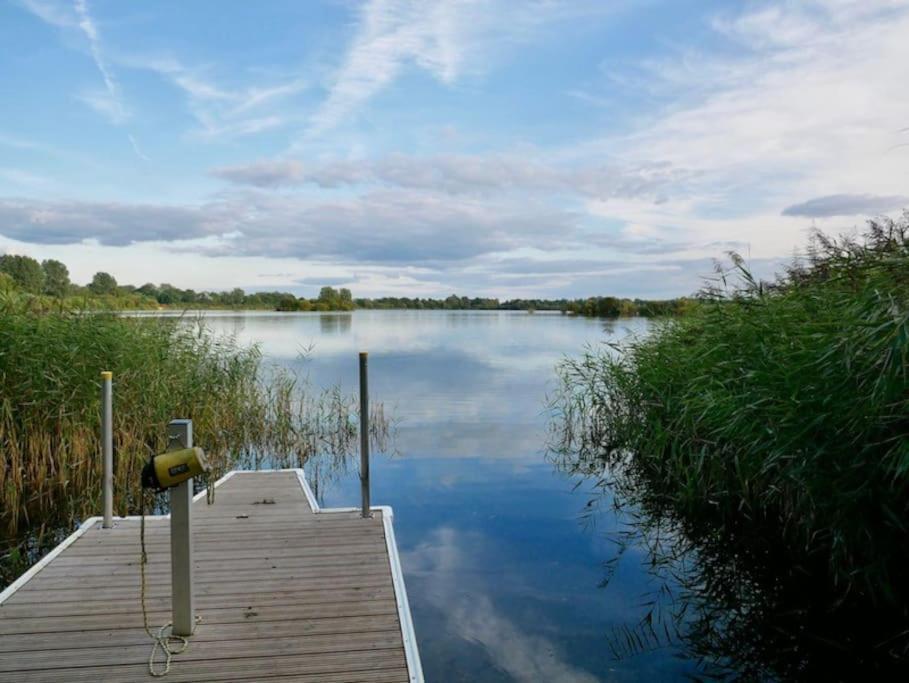 Blueberry Cottage - Lower Mill Estate Somerford Keynes Екстериор снимка